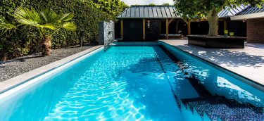 Cracks-in-Swimming-Pools